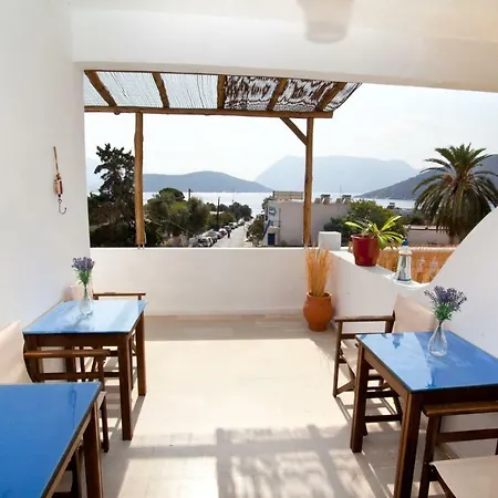 Manolakis Pizanias * Emborios