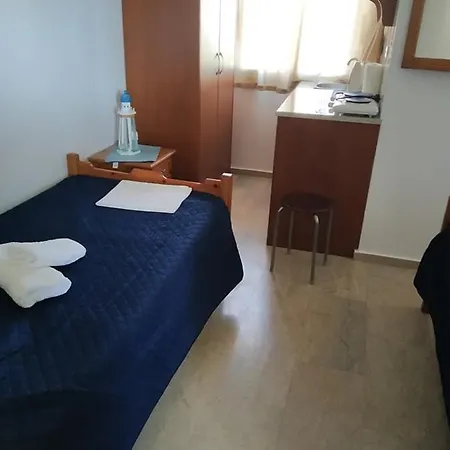 Manolakis Pizanias Apartamento *