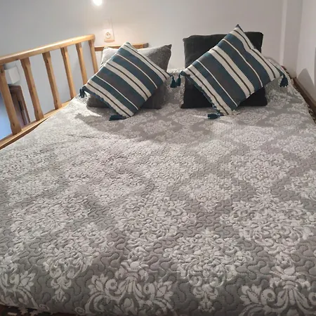Apartament Manolakis Pizanias *