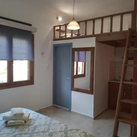 Manolakis Pizanias Emborios