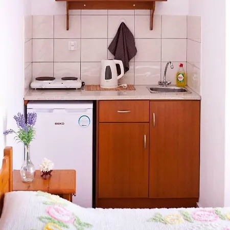 Manolakis Pizanias Apartment *