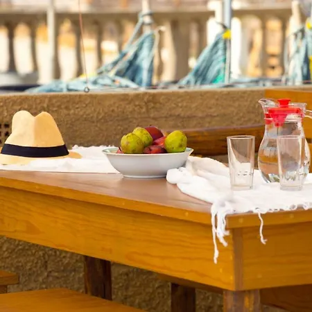 Manolakis Pizanias * Emborios