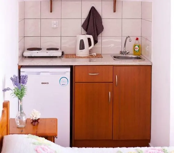 Manolakis Pizanias Apartman *