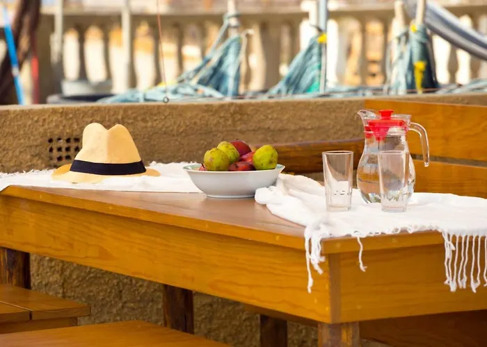 Manolakis Pizanias * Emboriósz